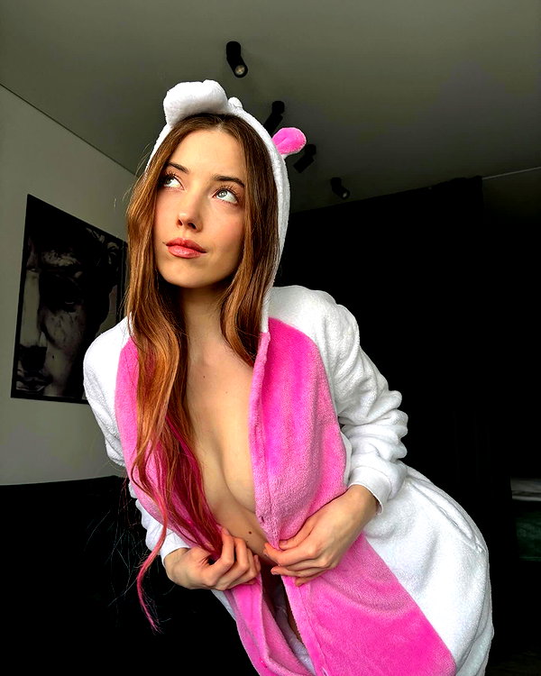 lex1poy instagram image archive image