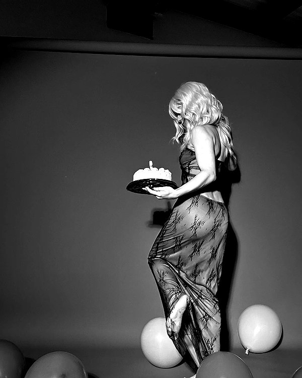 leytink instagram image archive image