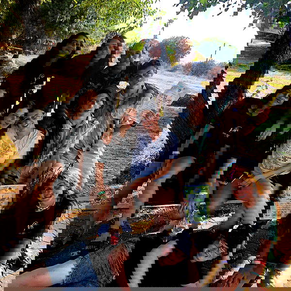 lia_abramovich image ~ Altpins