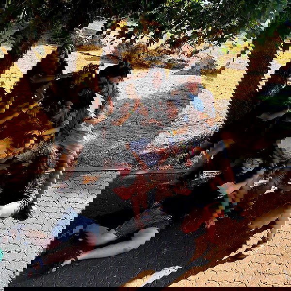 lia_abramovich image ~ Altpins