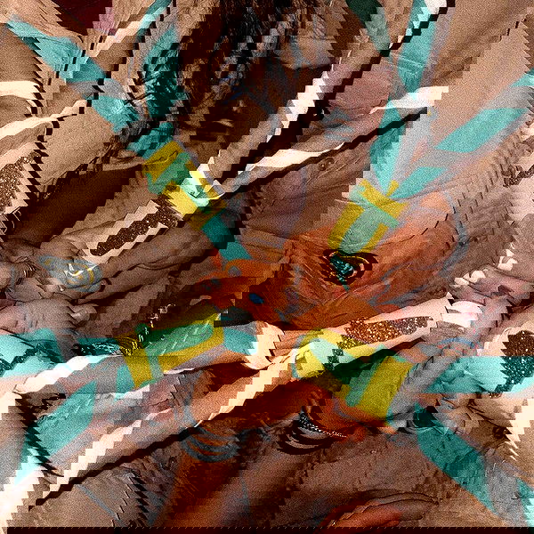 lia_abramovich image ~ Altpins