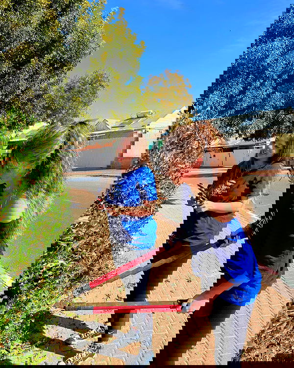 lia_abramovich image ~ Altpins