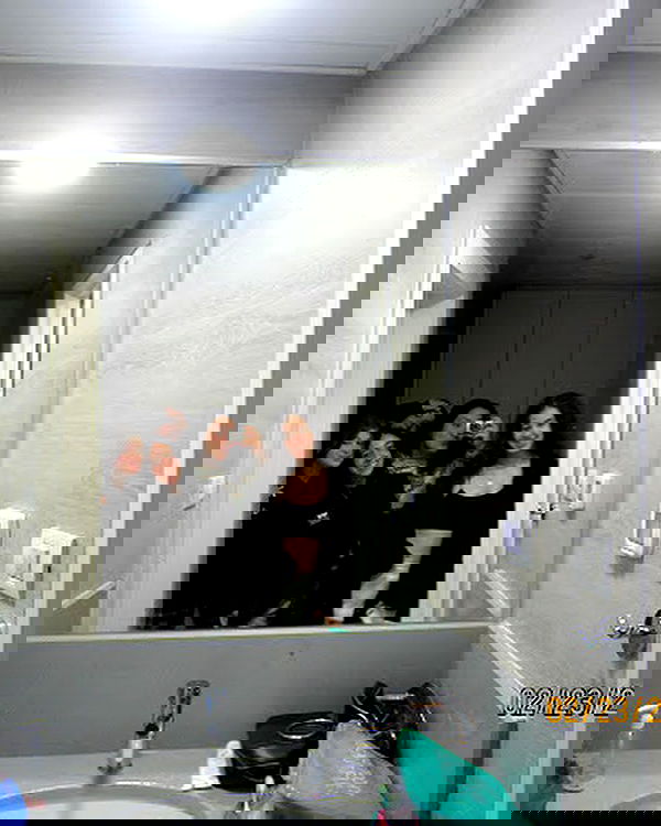 lia_abramovich image ~ Altpins