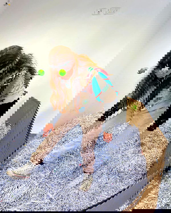 lia_abramovich image ~ Altpins