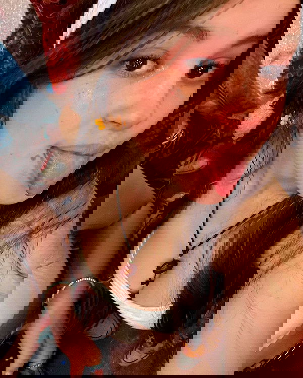 lia_abramovich image ~ Altpins