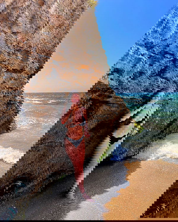 lia_abramovich image ~ Altpins