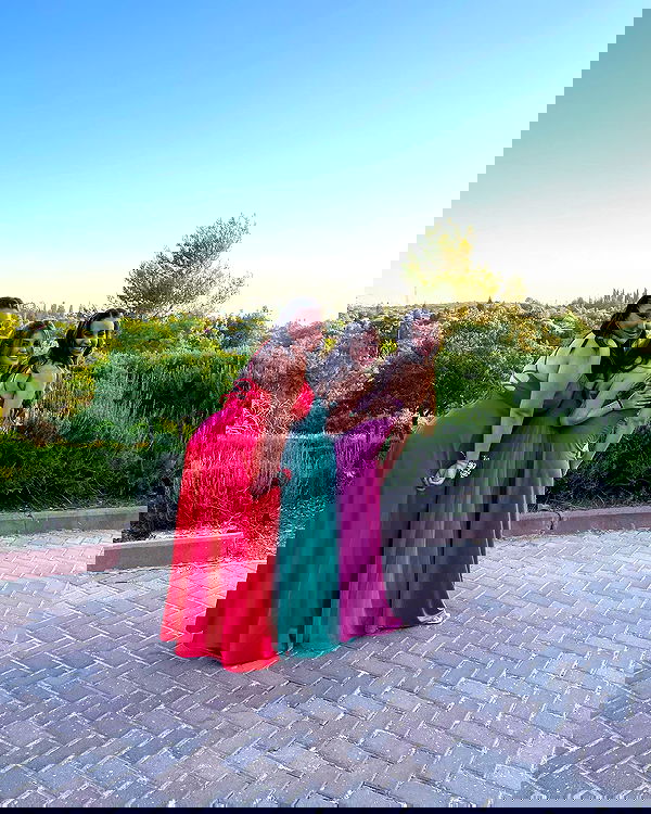 lia_abramovich image ~ Altpins