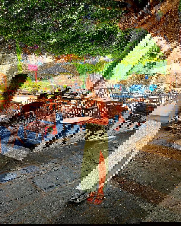 lia_abramovich image ~ Altpins