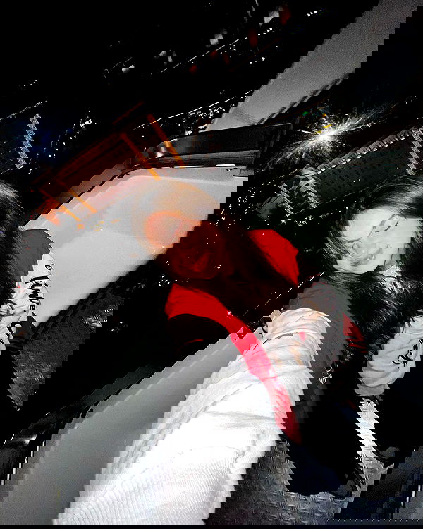 lia_abramovich image ~ Altpins