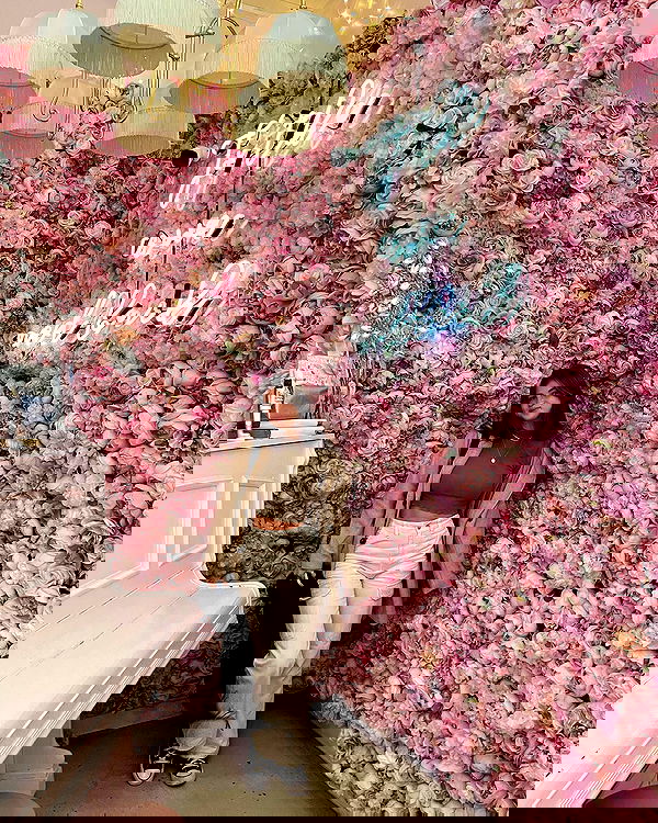 lia_abramovich image ~ Altpins