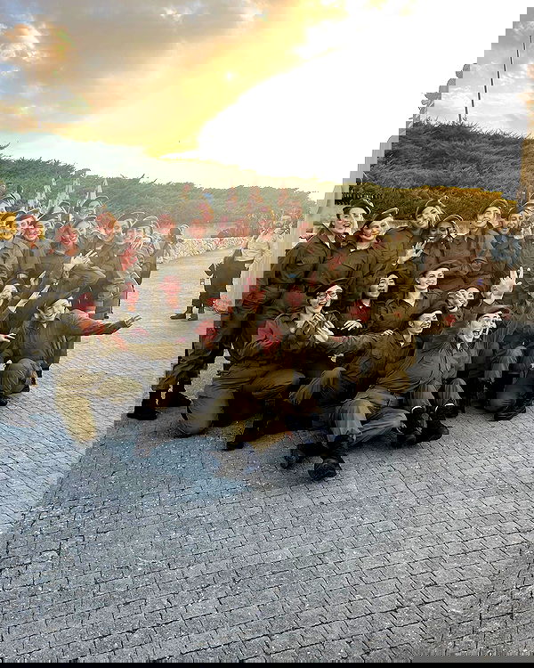 lia_abramovich image ~ Altpins