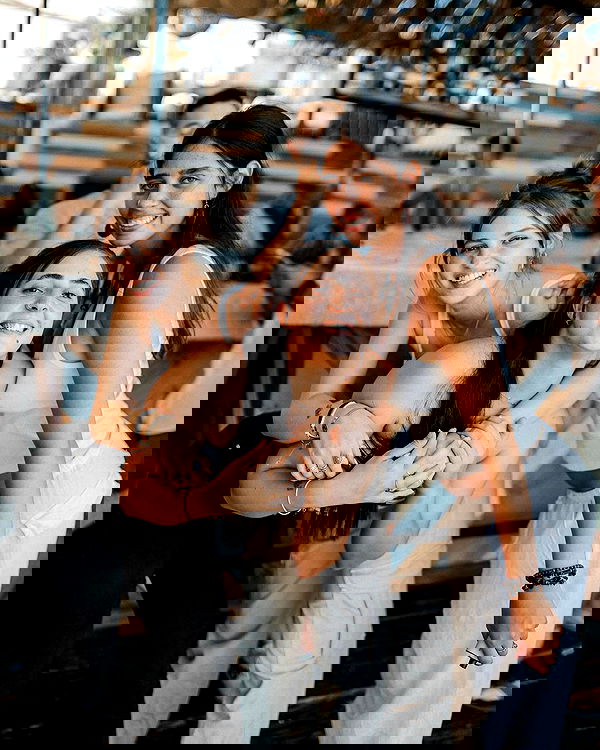 lia_abramovich image ~ Altpins