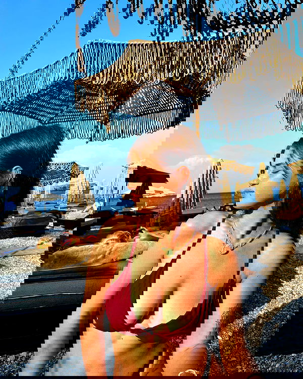 lia_abramovich image ~ Altpins