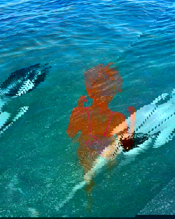 lia_abramovich image ~ Altpins