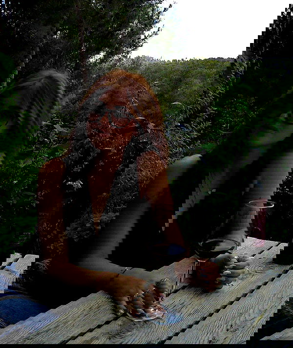 lia_abramovich image ~ Altpins