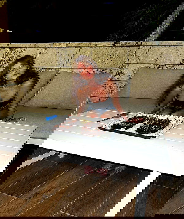 lia_abramovich image ~ Altpins