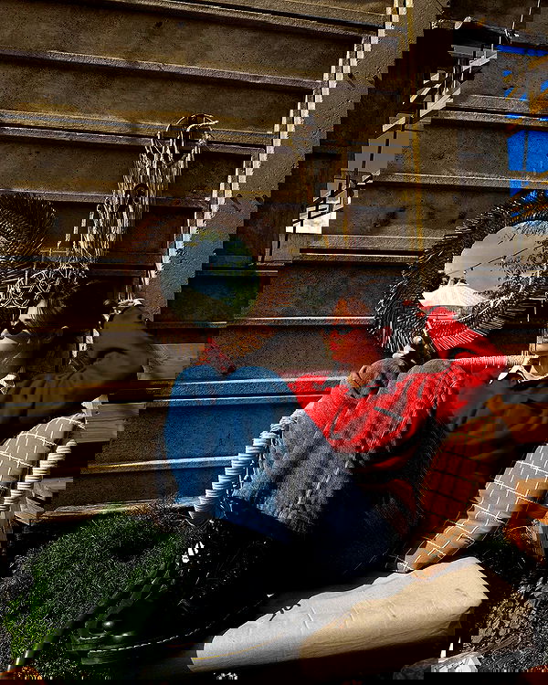 lia_abramovich image ~ Altpins