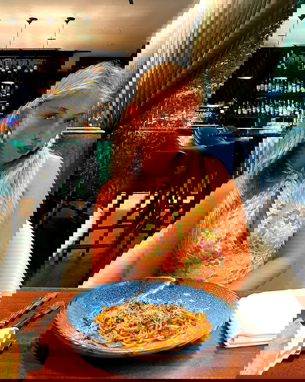 lihi.stoller lihi.stoller archive image