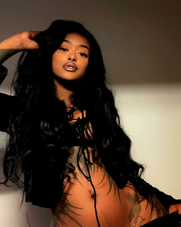 liiuuarr instagram image archive image