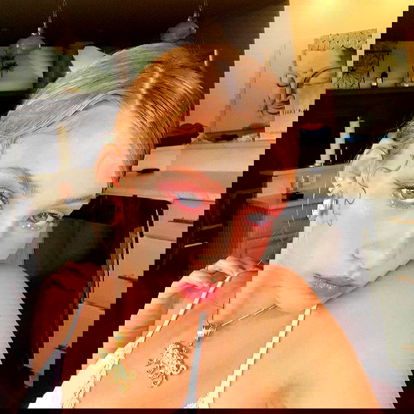 lilarosepalaza lilarosepalaza archive image