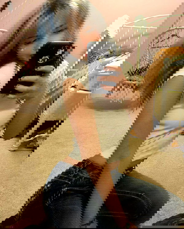 lilarosepalaza lilarosepalaza archive image