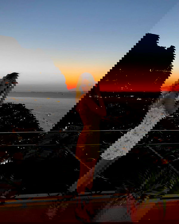 lilarosepalaza lilarosepalaza archive image