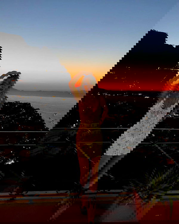 lilarosepalaza lilarosepalaza archive image