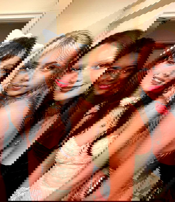 lilarosepalaza lilarosepalaza archive image