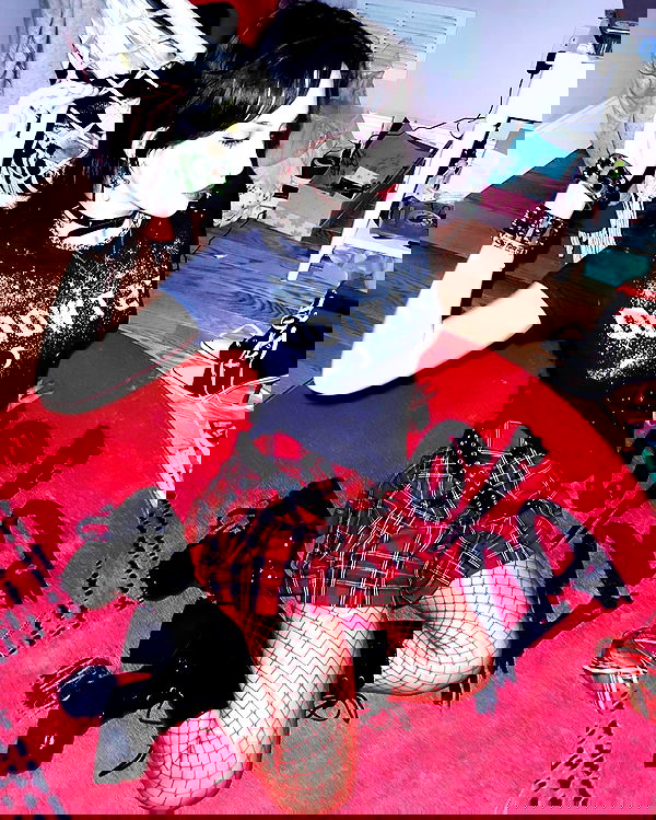 lilarosepalaza lilarosepalaza archive image