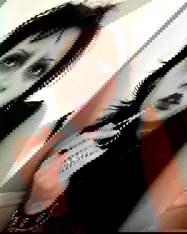 lilarosepalaza lilarosepalaza archive image