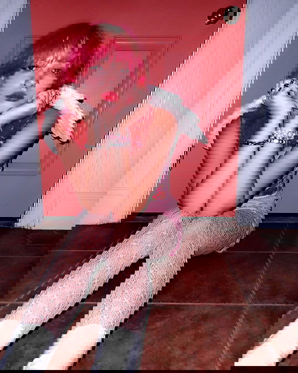 lilarosepalaza lilarosepalaza archive image