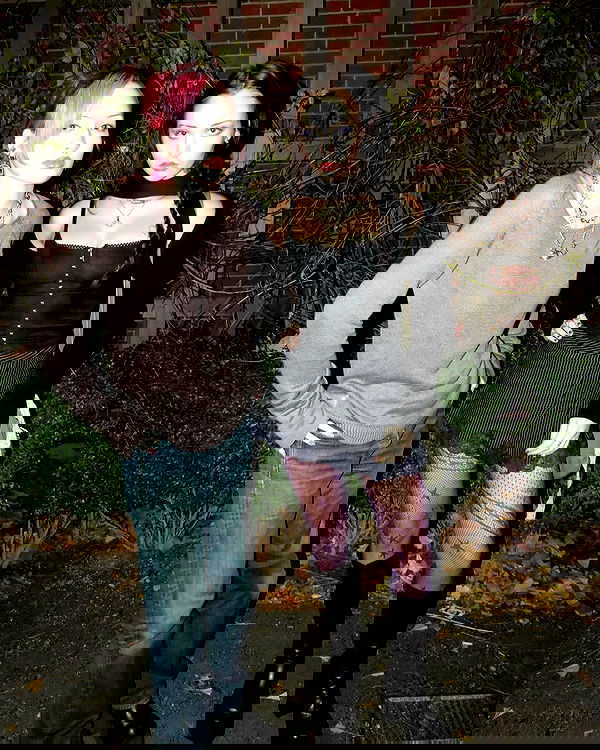 lilarosepalaza lilarosepalaza archive image