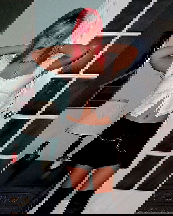 lilarosepalaza lilarosepalaza archive image