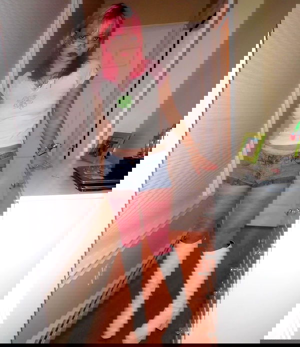 lilarosepalaza lilarosepalaza archive image