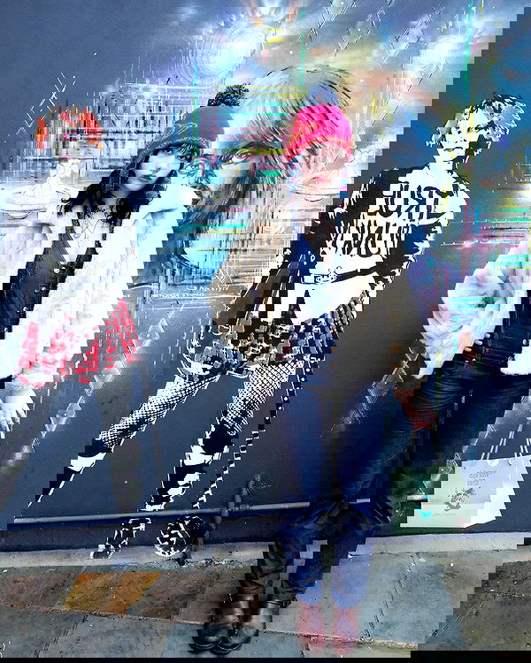 lilarosepalaza lilarosepalaza archive image