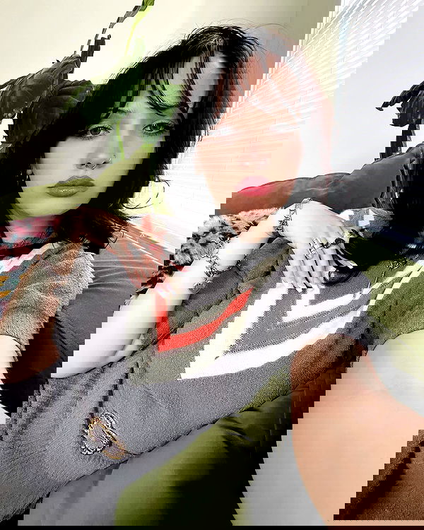 lilarosepalaza lilarosepalaza archive image