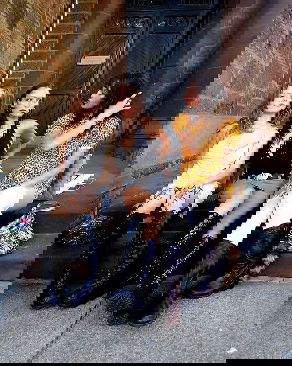 lilarosepalaza lilarosepalaza archive image