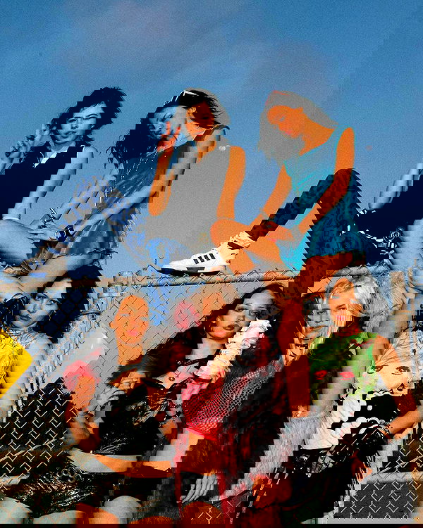 lilarosepalaza lilarosepalaza archive image