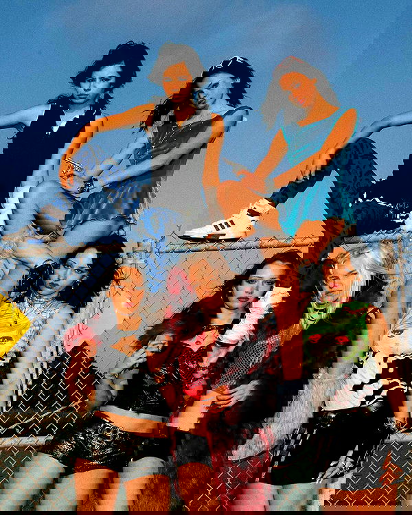 lilarosepalaza lilarosepalaza archive image