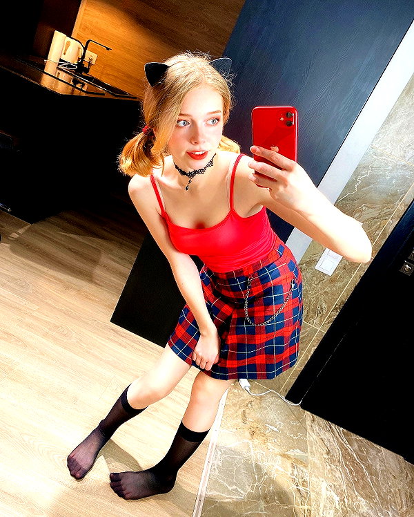 lilaslipshere instagram image archive image