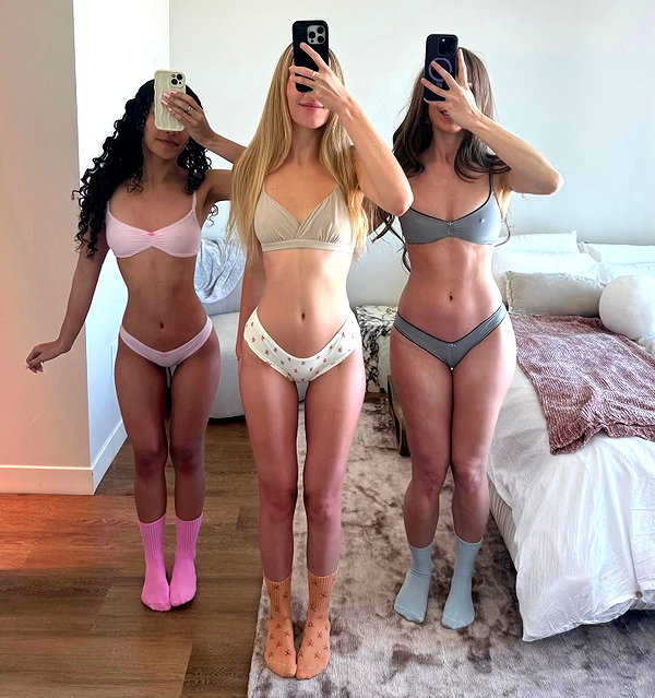 lill.belle instagram image archive image