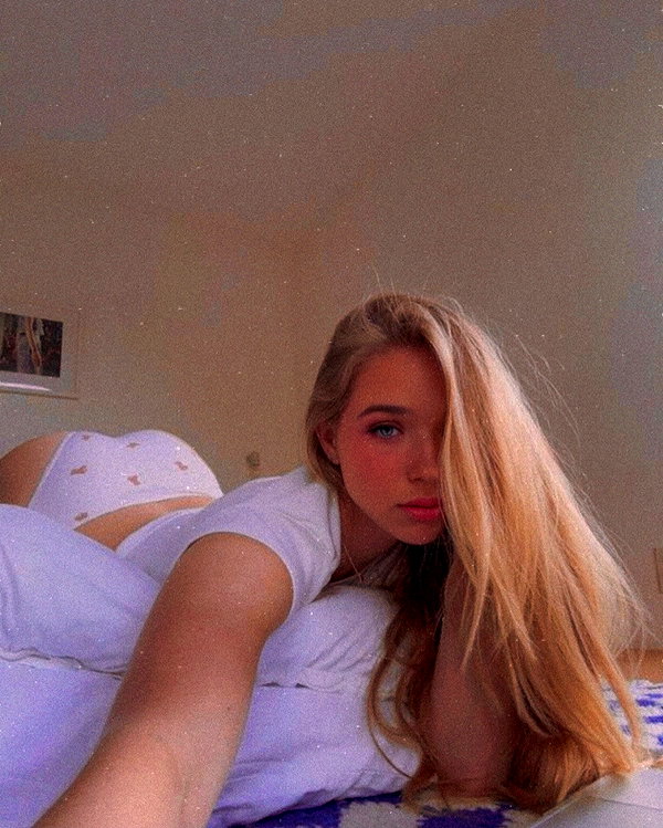 lillybyheart.xo instagram image archive image