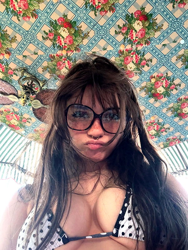 lilmochidoll instagram image archive image
