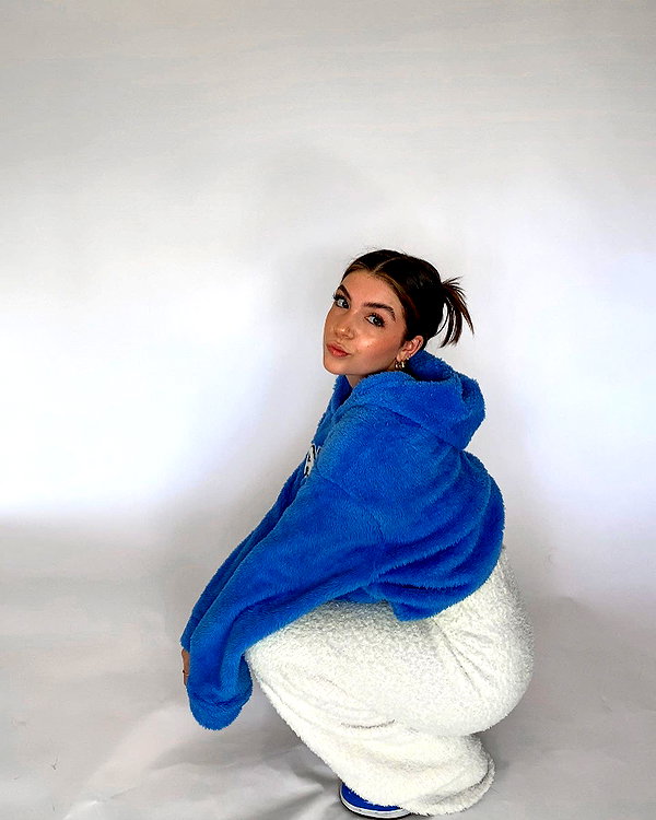 lilsyourfav instagram image archive image