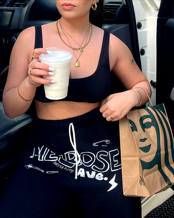 lilsyourfav instagram image archive image