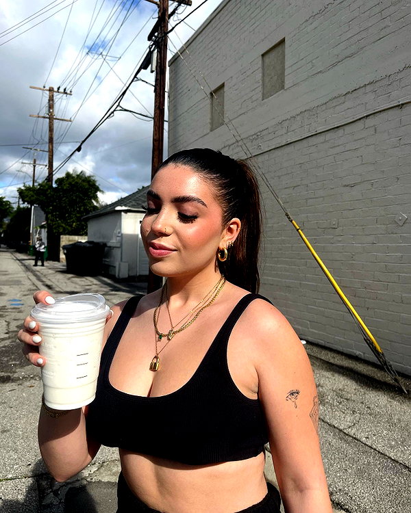 lilsyourfav instagram image archive image
