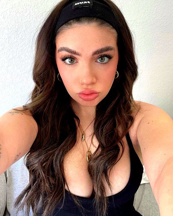 lilsyourfav instagram image archive image