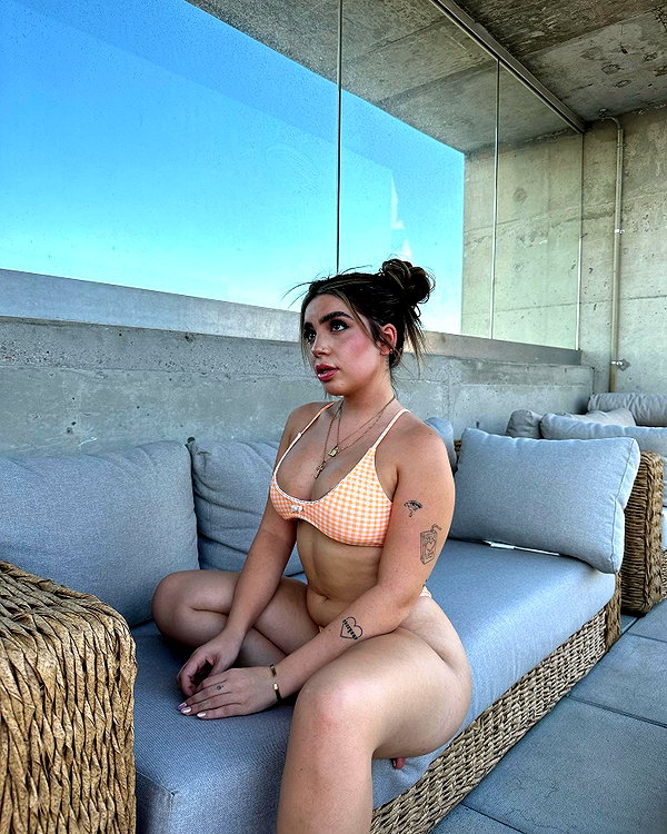 lilsyourfav instagram image archive image