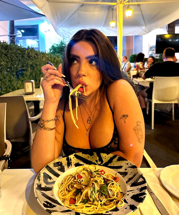 lilsyourfav instagram image archive image