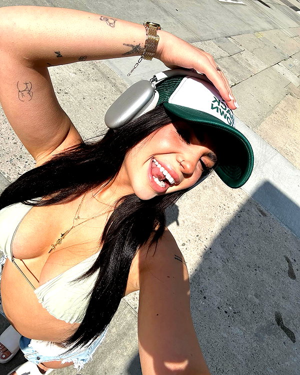 lilsyourfav instagram image archive image